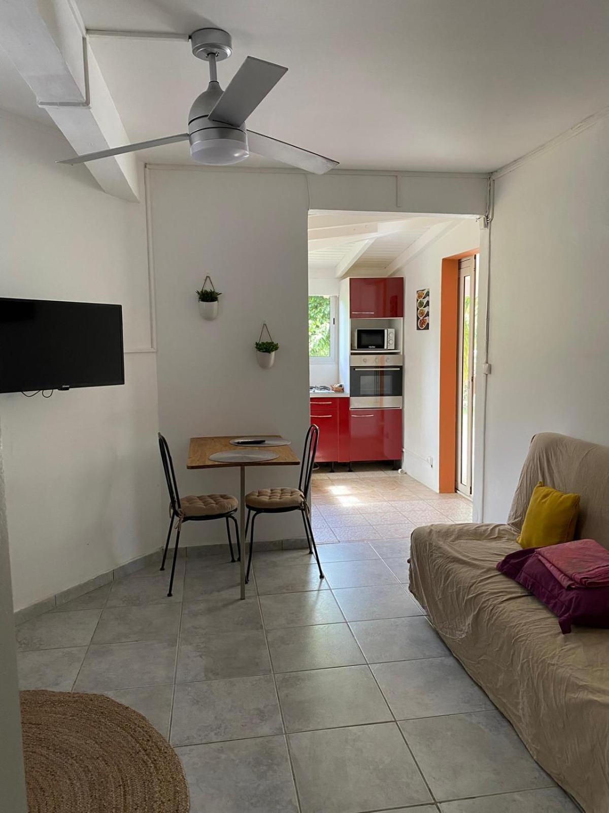 Aquaverde Eco Et Confort- Bas De Villa Avec Jardin Et Parking Le Gosier  Ngoại thất bức ảnh
